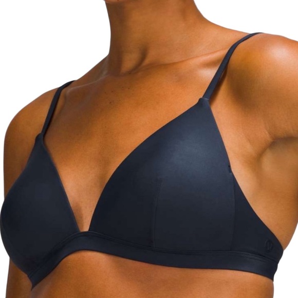 NWT Lululemon waterside bikini top Size 6 - Picture 1 of 3